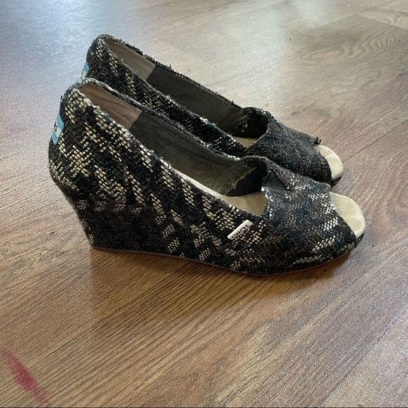 TOMS Wedge Peep Toe Sandals Womens Size W10Black Brown Tan Knit vintage - Picture 5 of 7